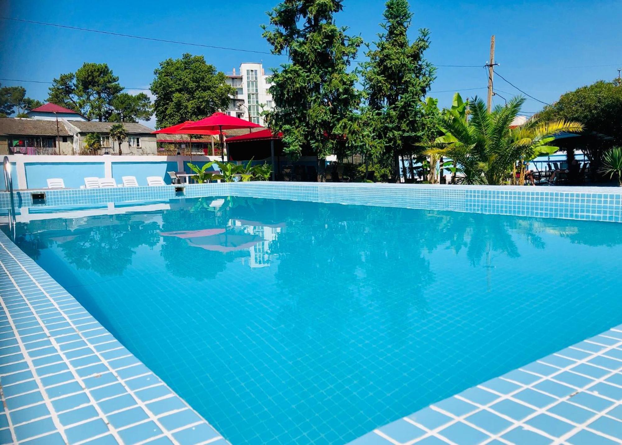 Hotel Mirage Урекі Екстер'єр фото